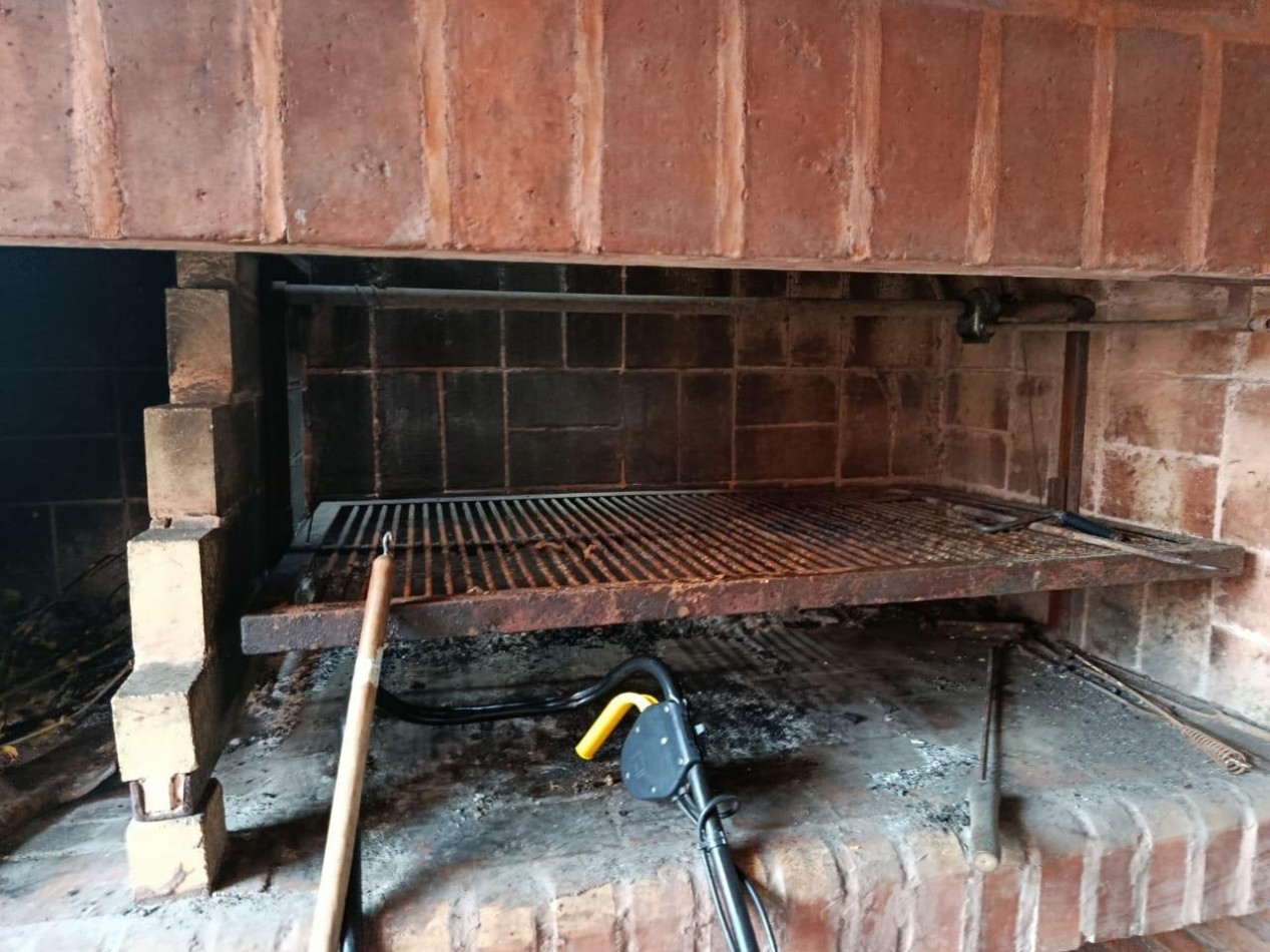 VENTA CHALET 5AMB PATIO COCHERA PARRILLA CONSTITUCION 