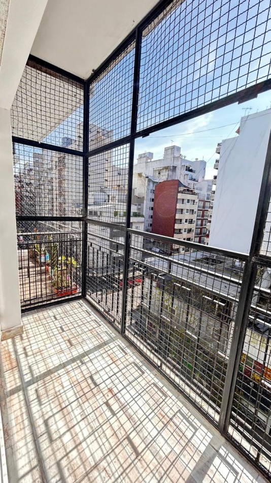 VENTA 2AMB con DEPENDENCIA RECICLADO CENTRO 