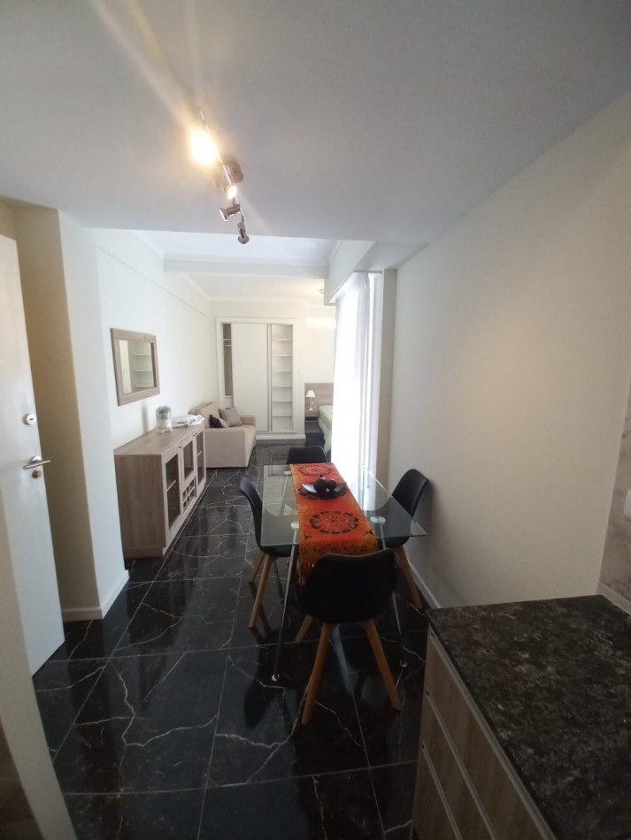 Venta 1AMB CENTRO LATERAL RECICLADO BALCON 