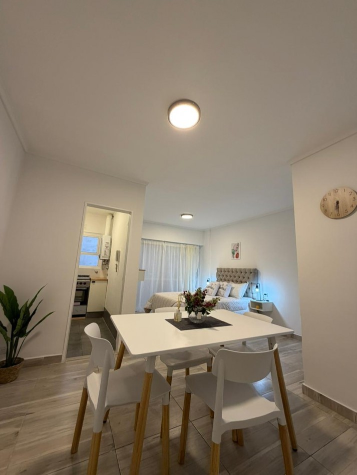 VENTA 1AMB RECICLADO CENTRO ARTEFACTO Y MUEBLES A ESTRENAR 