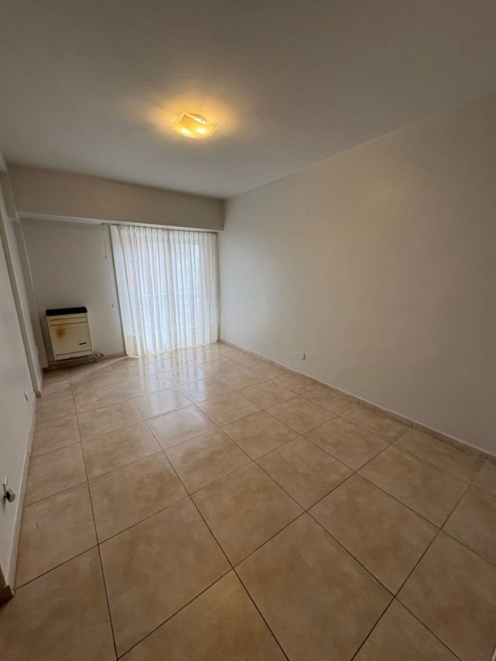  VENTA 2AMB RECICLADO CENTRO BALCON TODO A ESTRENAR 