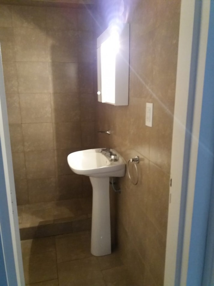 ALQUILER 2AMB con PATIO PLANTA BAJA 