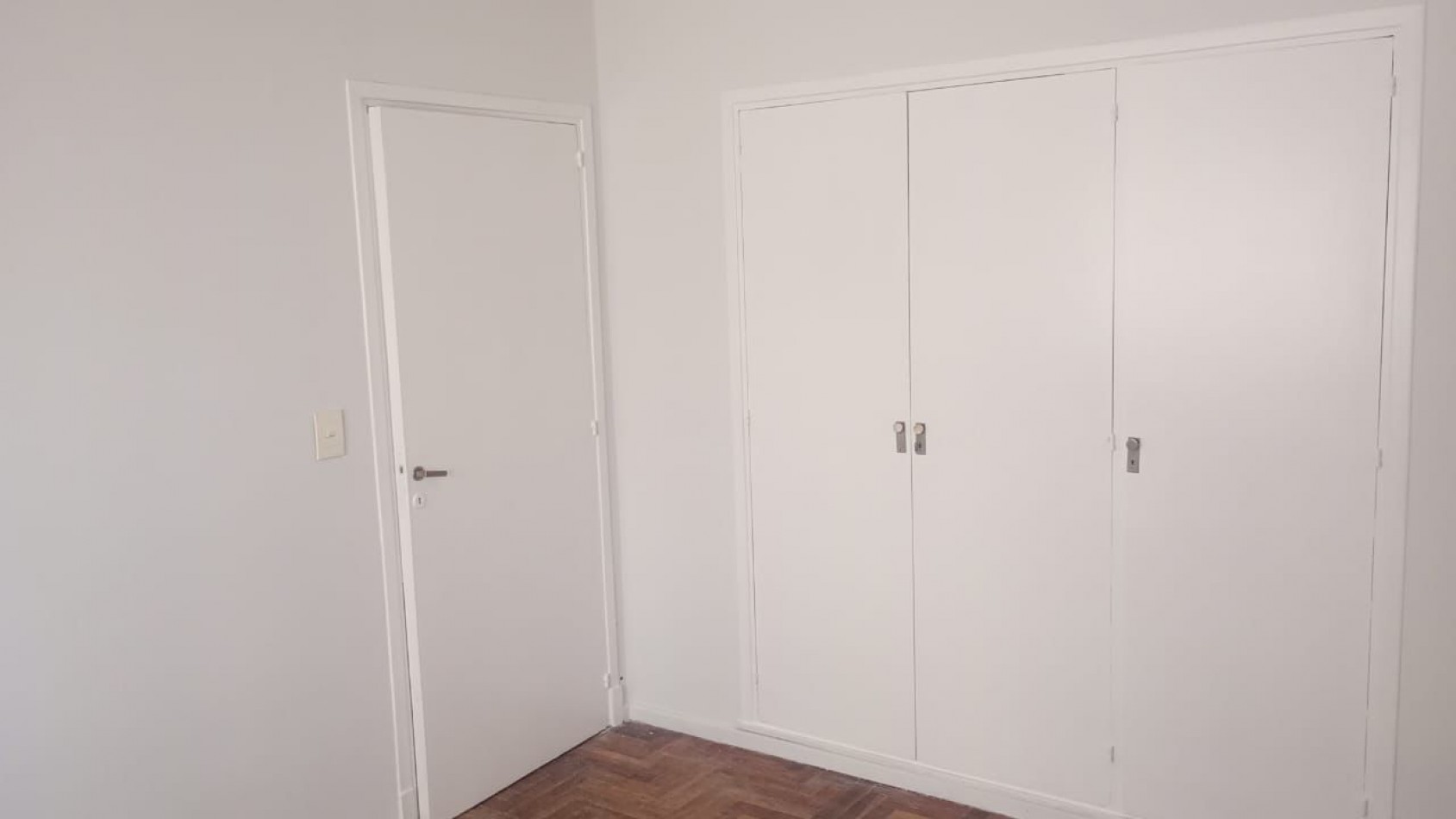 ALQUILER 2AMB PATIO SIN MASCOTAS LA PERLA 