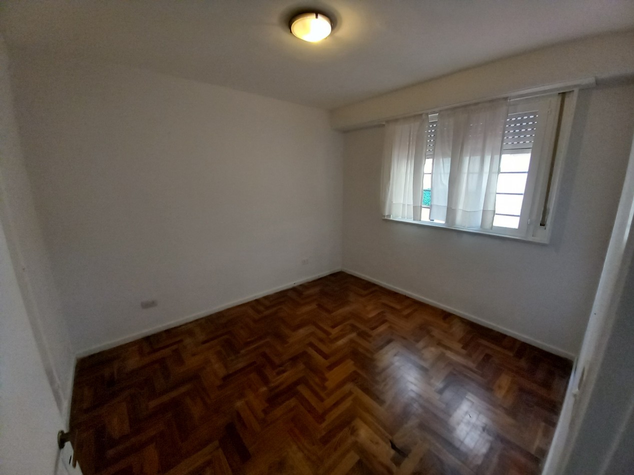 ALQUILER 2AMB PATIO SIN MASCOTAS LA PERLA 