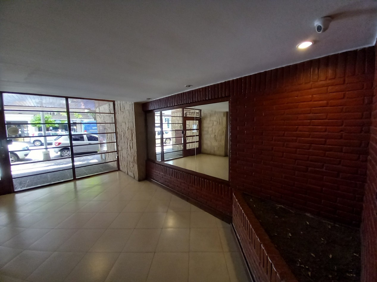 ALQUILER 2AMB PATIO SIN MASCOTAS LA PERLA 