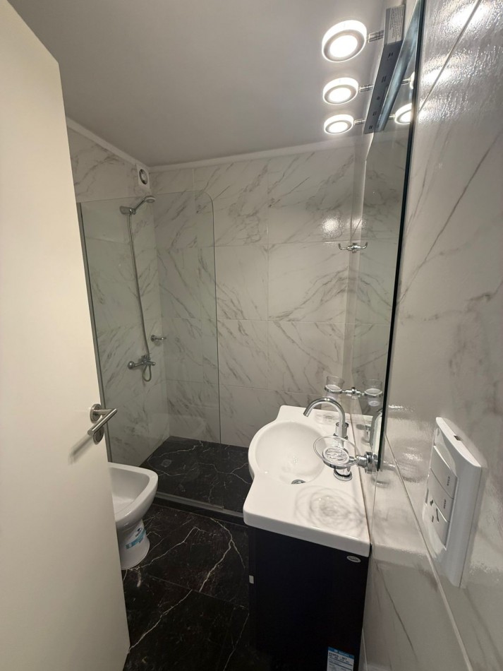 VENTA 2AMB RECICLADO con DEPENDENCIA CENTRO 