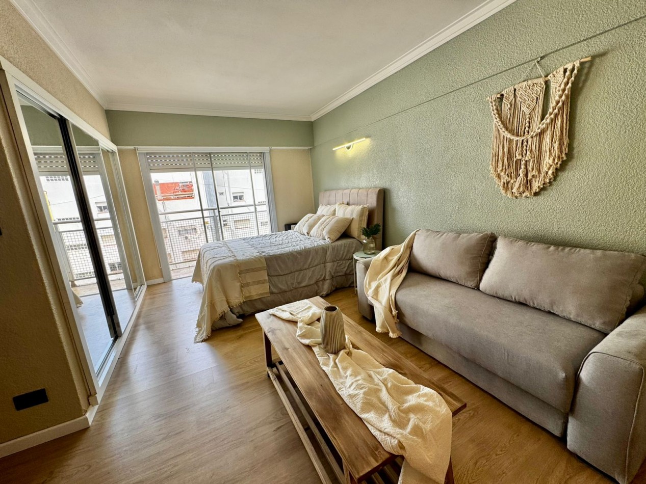 VENTA 1AMB RECICLADO CENTRO BALCON 