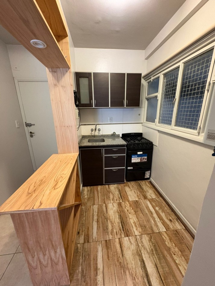 VENTA 2AMB BALCON FRENTE CENTRO 