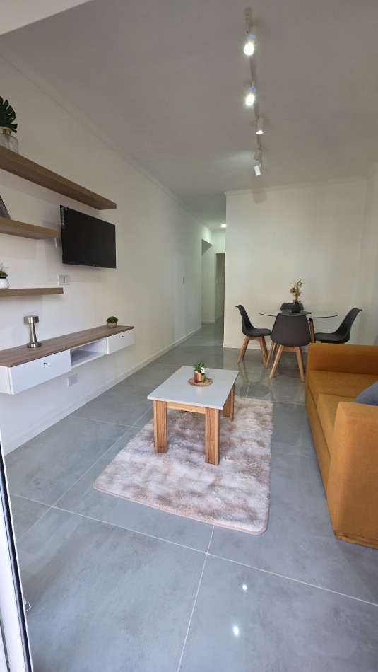 VENTA 2AMB RECICLADO FRENTE CENTRO BALCON ARTEFACTO A ESTRENAR 