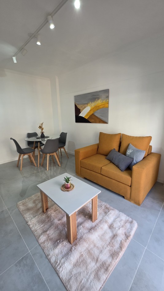 VENTA 2AMB RECICLADO FRENTE CENTRO BALCON ARTEFACTO A ESTRENAR 