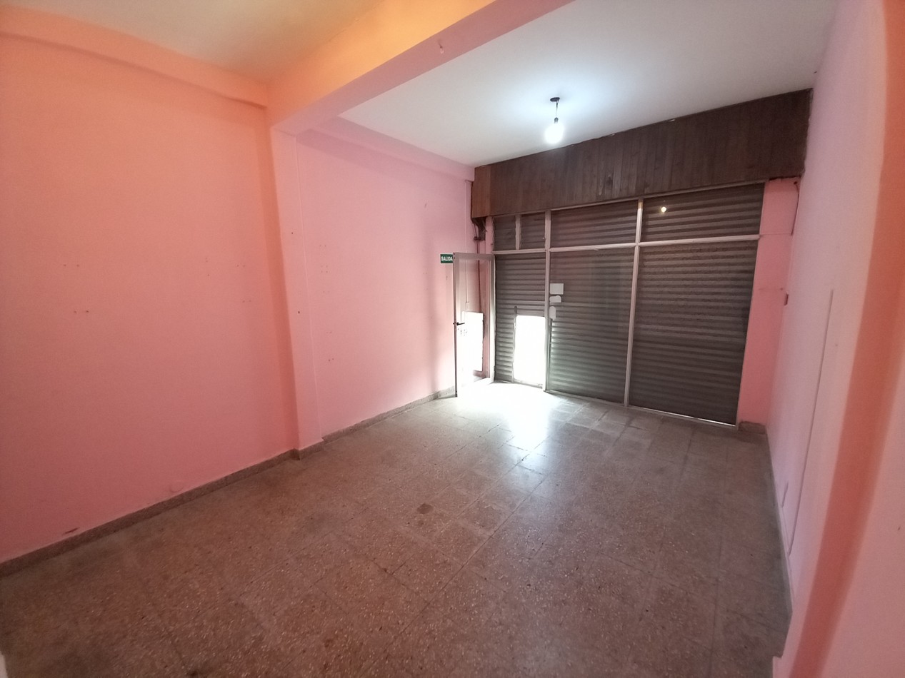 ALQUILER LOCAL CHICO TALCAHUANO y PUAN