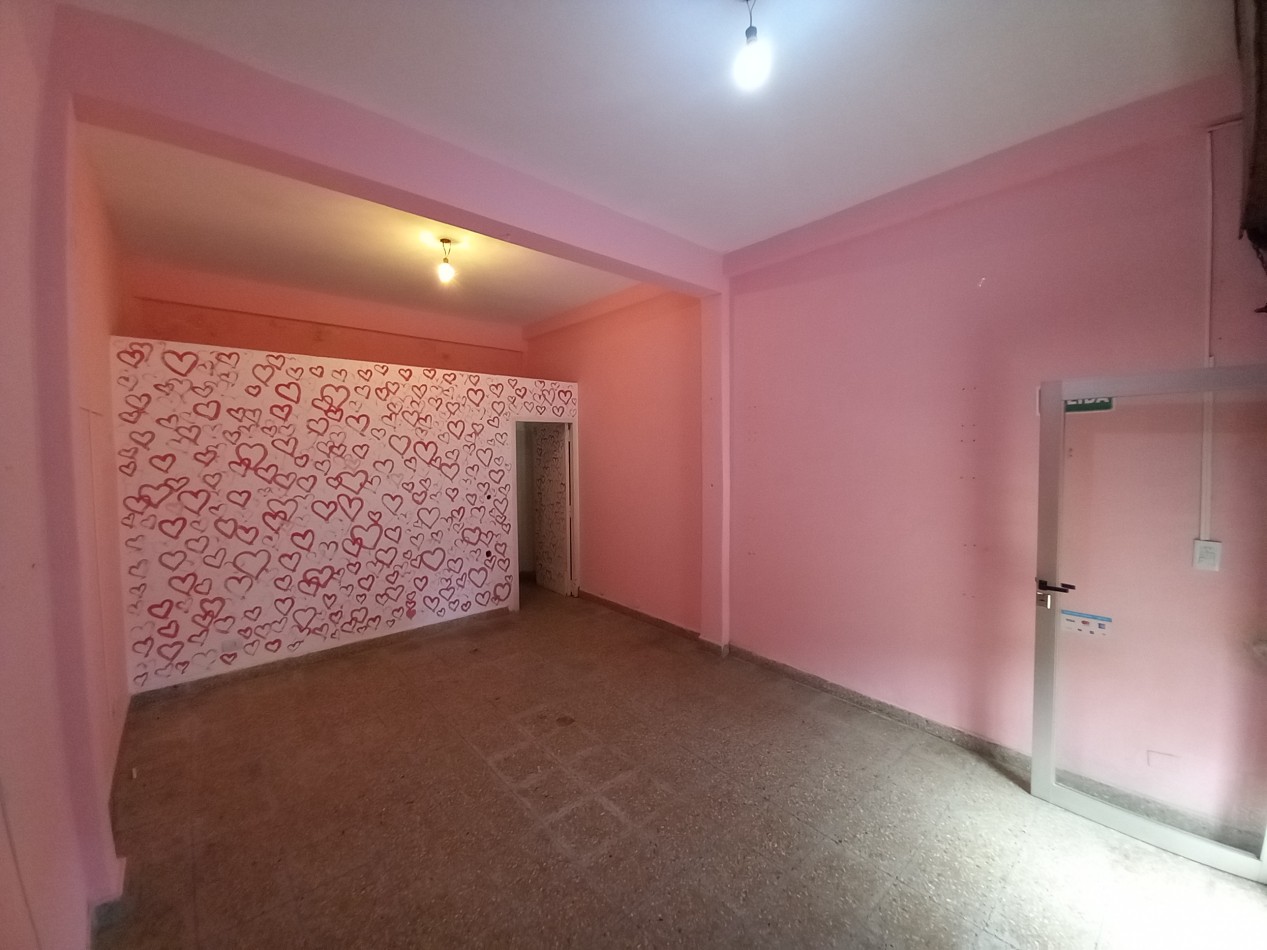 ALQUILER LOCAL CHICO TALCAHUANO y PUAN