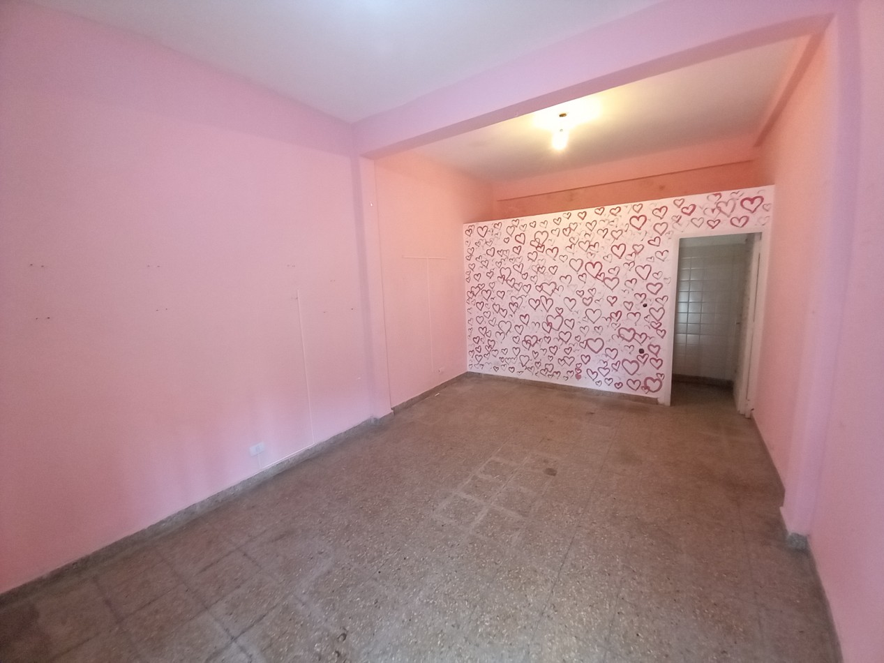 ALQUILER LOCAL CHICO TALCAHUANO y PUAN