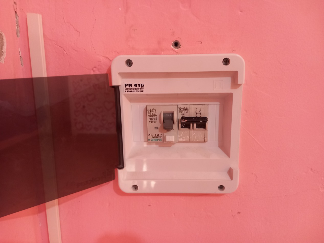 ALQUILER LOCAL CHICO TALCAHUANO y PUAN