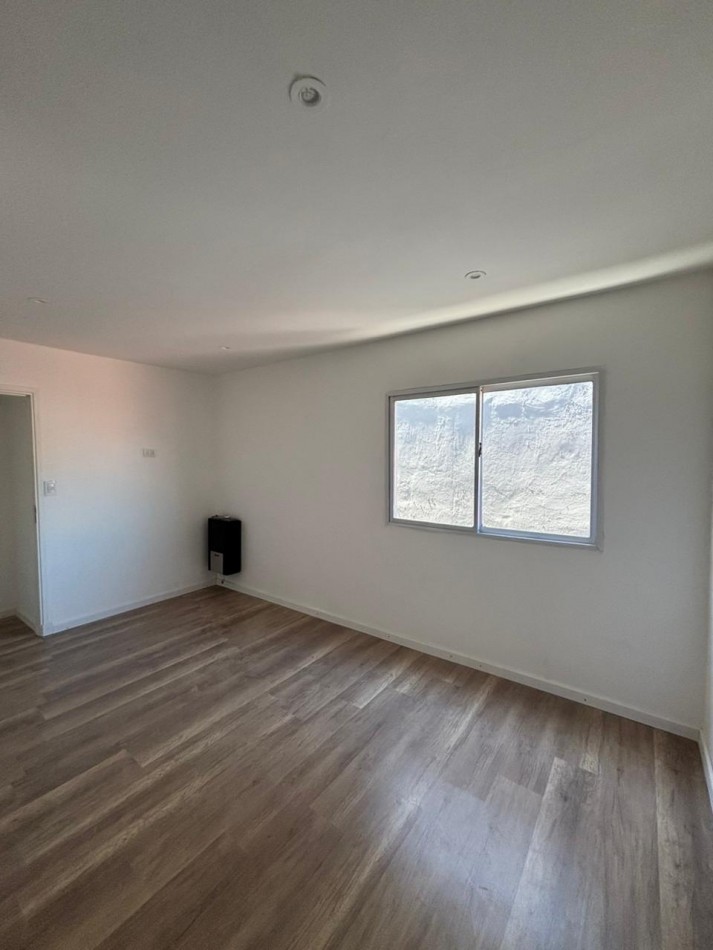 VENTA DUPLEX 3AMB X ESCALERA CONTRAFRENTE NECOCHEA y TEJEDOR 