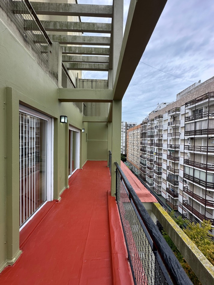 VENTA 3AMB RECICLADO CENTRO BALCON 2 BAÑOS 