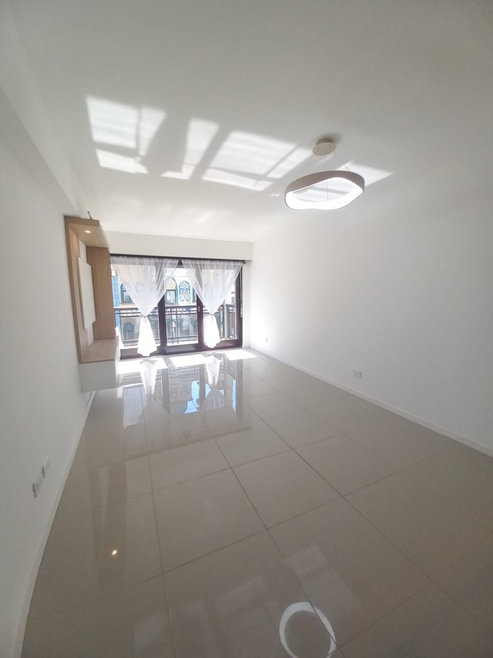 VENTA 3AMB RECICLADO CENTRO BALCON 