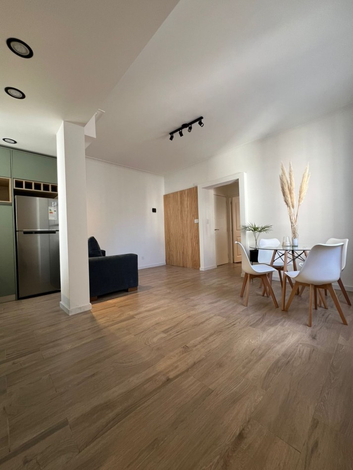 VENTA 3AMB 2 BAÑOS EXCELENTE RECICLADO  CENTRO 