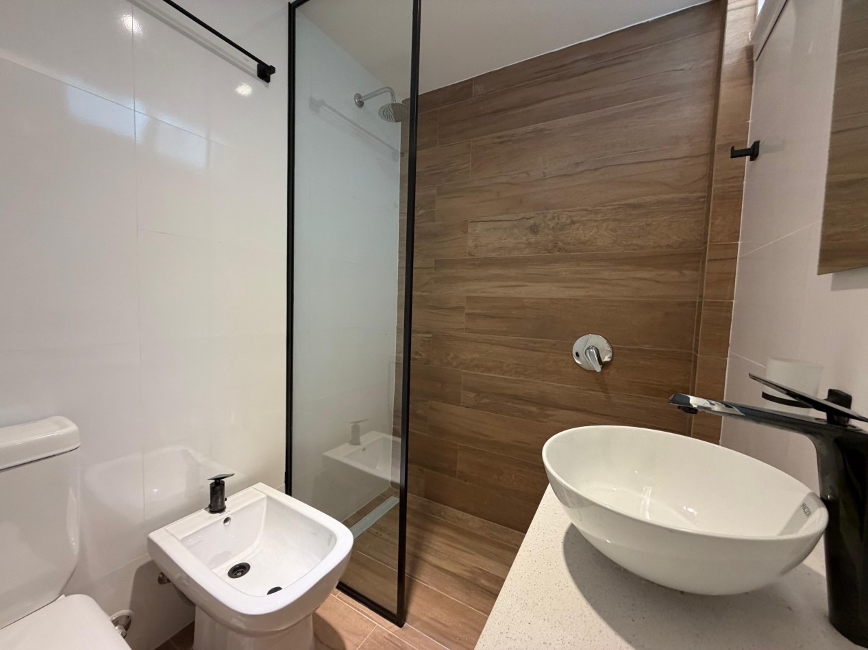 VENTA 2AMB RECICLADO CENTRO BALCON 