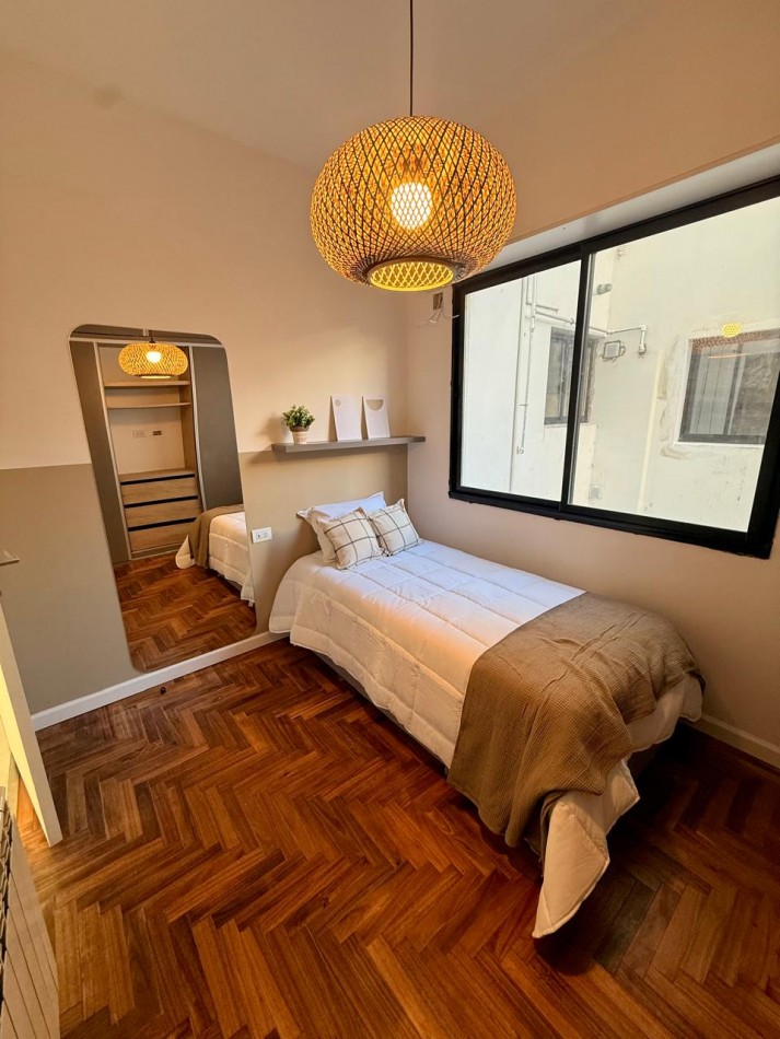 VENTA 3AMB CON DEPENDENCIA RECICLADO CENTRO 
