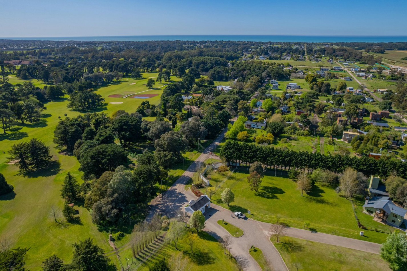 VENTA TERRENO en TIERRA Y MAR 