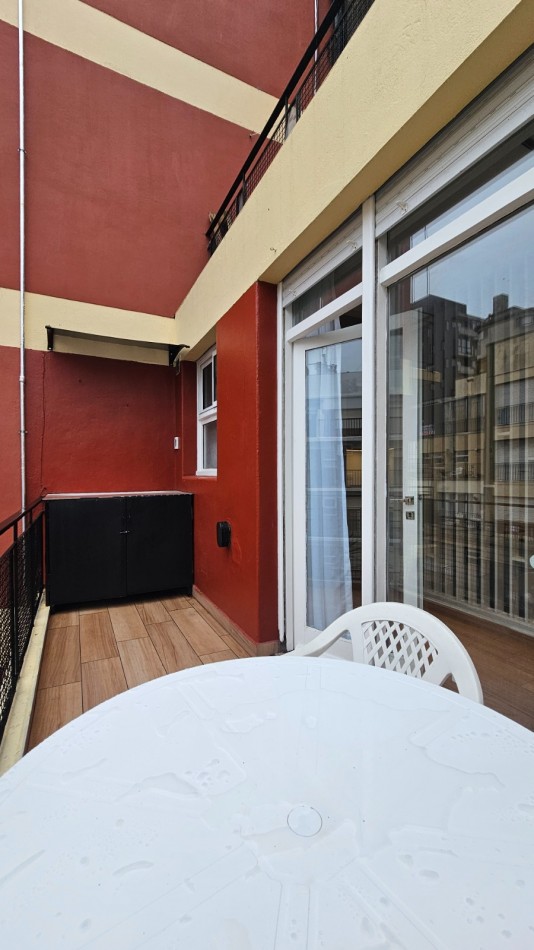 VENTA 1AMB RECICLADO CENTRO BALCON 