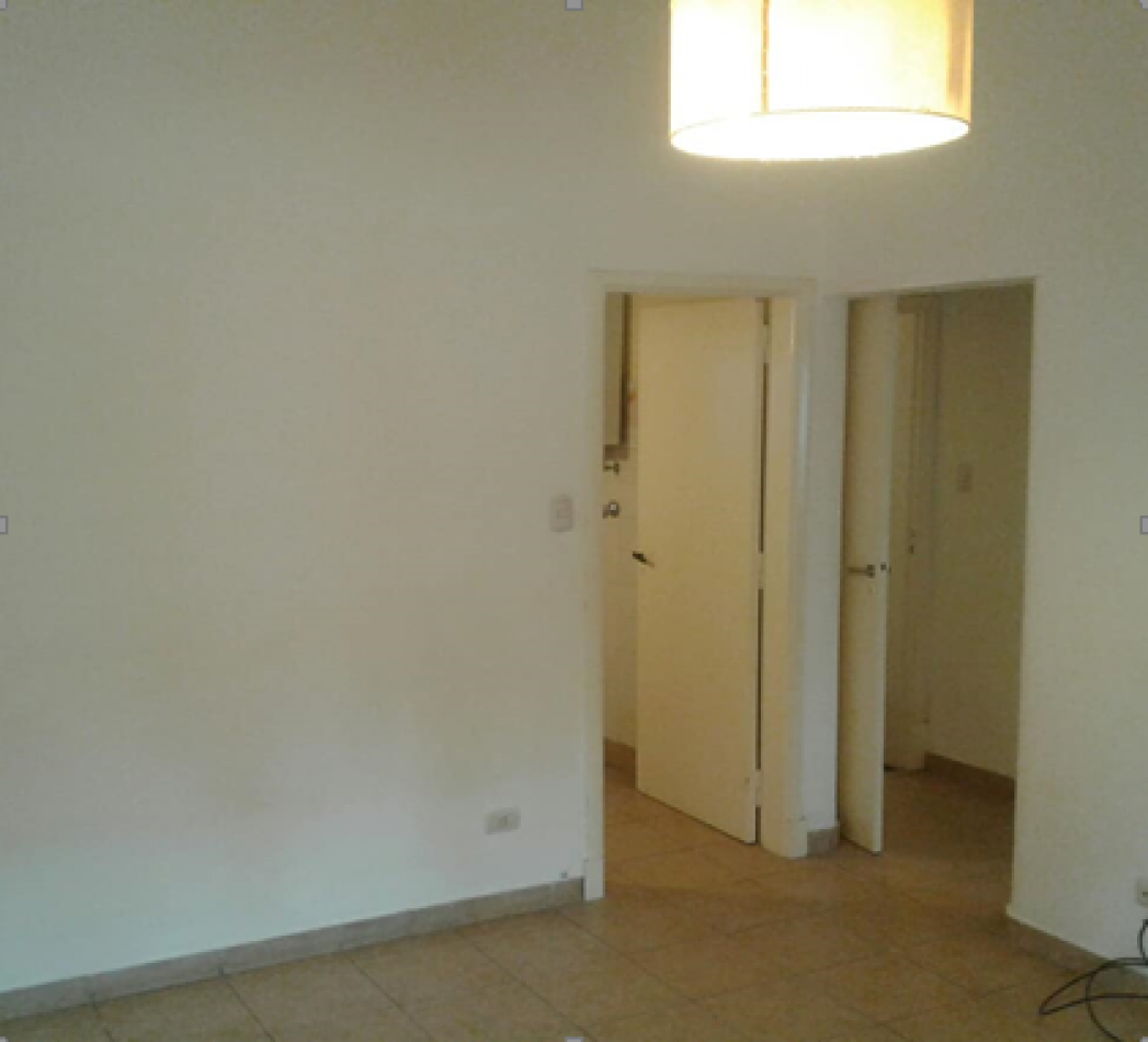 ALQUILER CASA PH 3 AL FRENTE con PEQUEÑO PATIO BROWN y 20 de SEPTIEMBRE