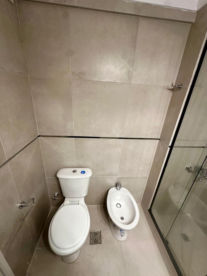 VENTA 2AMB RECICLADO CENTRO BALCON 