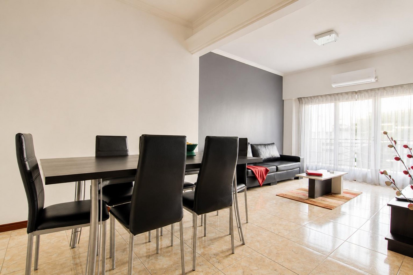 VENTA 3AMB CON DEPENDENCIA EXCELENTE ESTADO CENTRO 