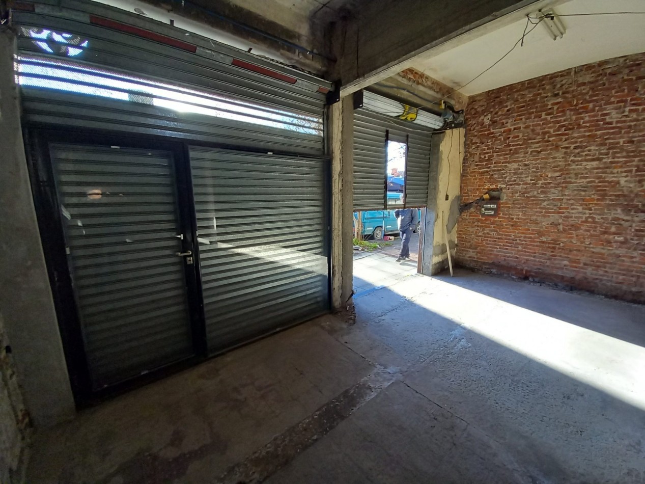 ALQUILER DEPOSITO o LOCAL San Lorenzo casi Dorrego
