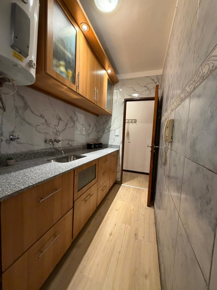 VENTA 2AMB PARCIALMENTE RECICLADO CENTRO AMOBLADO 