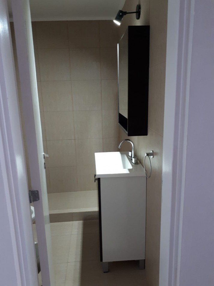 ALQUILER 2AMB DUPLEX COCHERA al FRENTE DISPONIBLE para AGOSTO-PARQUE LURO 