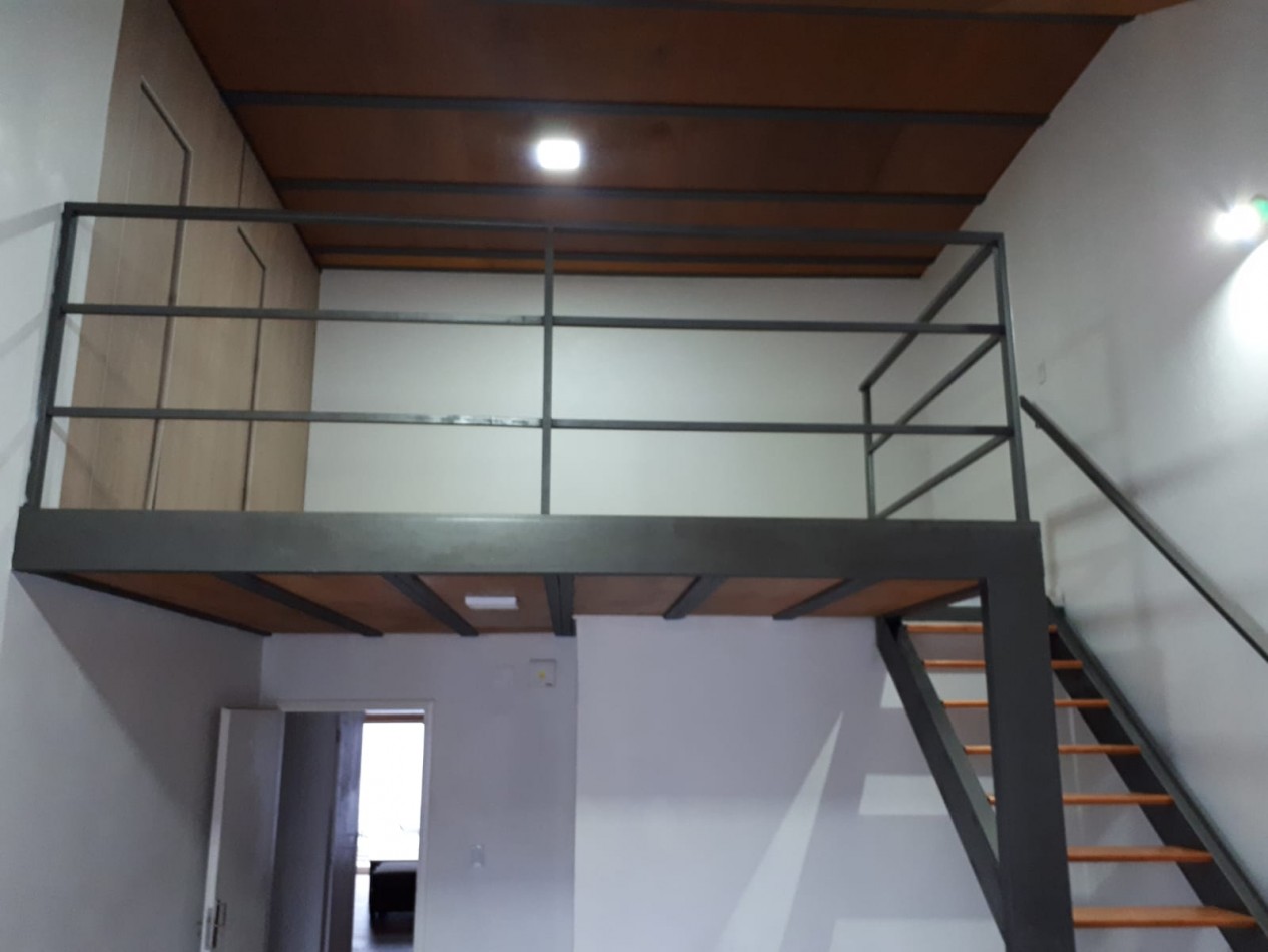 ALQUILER 2AMB DUPLEX COCHERA al FRENTE DISPONIBLE para AGOSTO-PARQUE LURO 