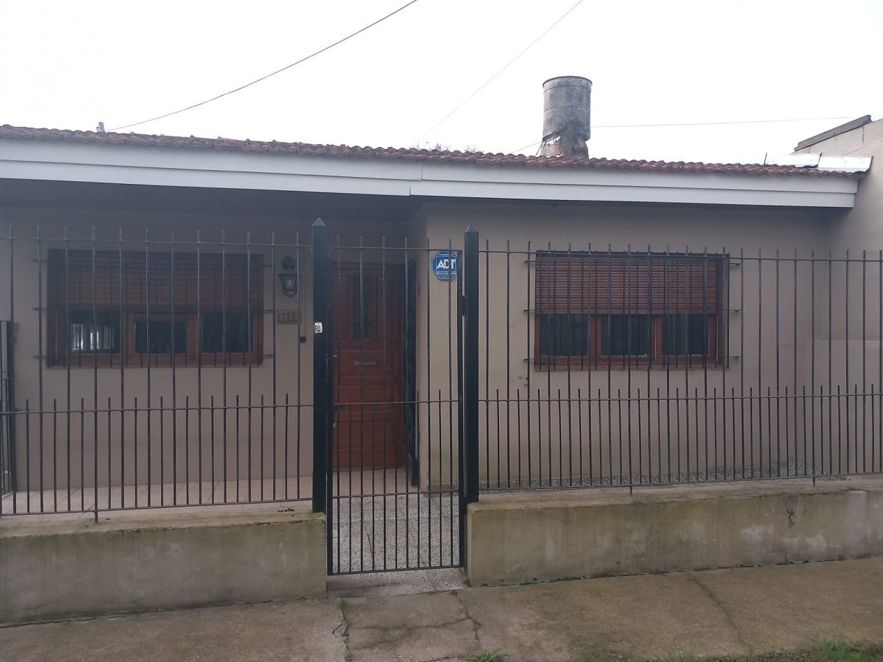 ALQUILER PH 2AMB FRENTE Para 1 PERSONA o PAREJA