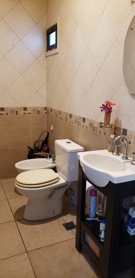 VENTA PISO 4AMB LA PERLA 