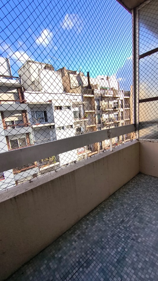VENTA 1AMB CENTRO BALCON FRENTE 