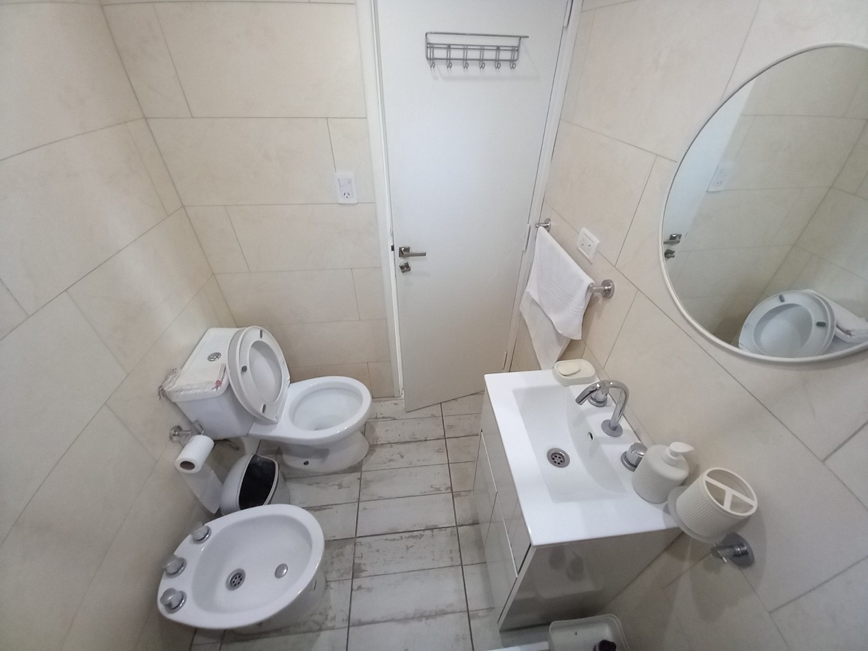 ALQUILER Por 12 Meses-3AMB en 3° Piso por ESCALERA RECICLADO ESTRADA y TEJEDOR 
