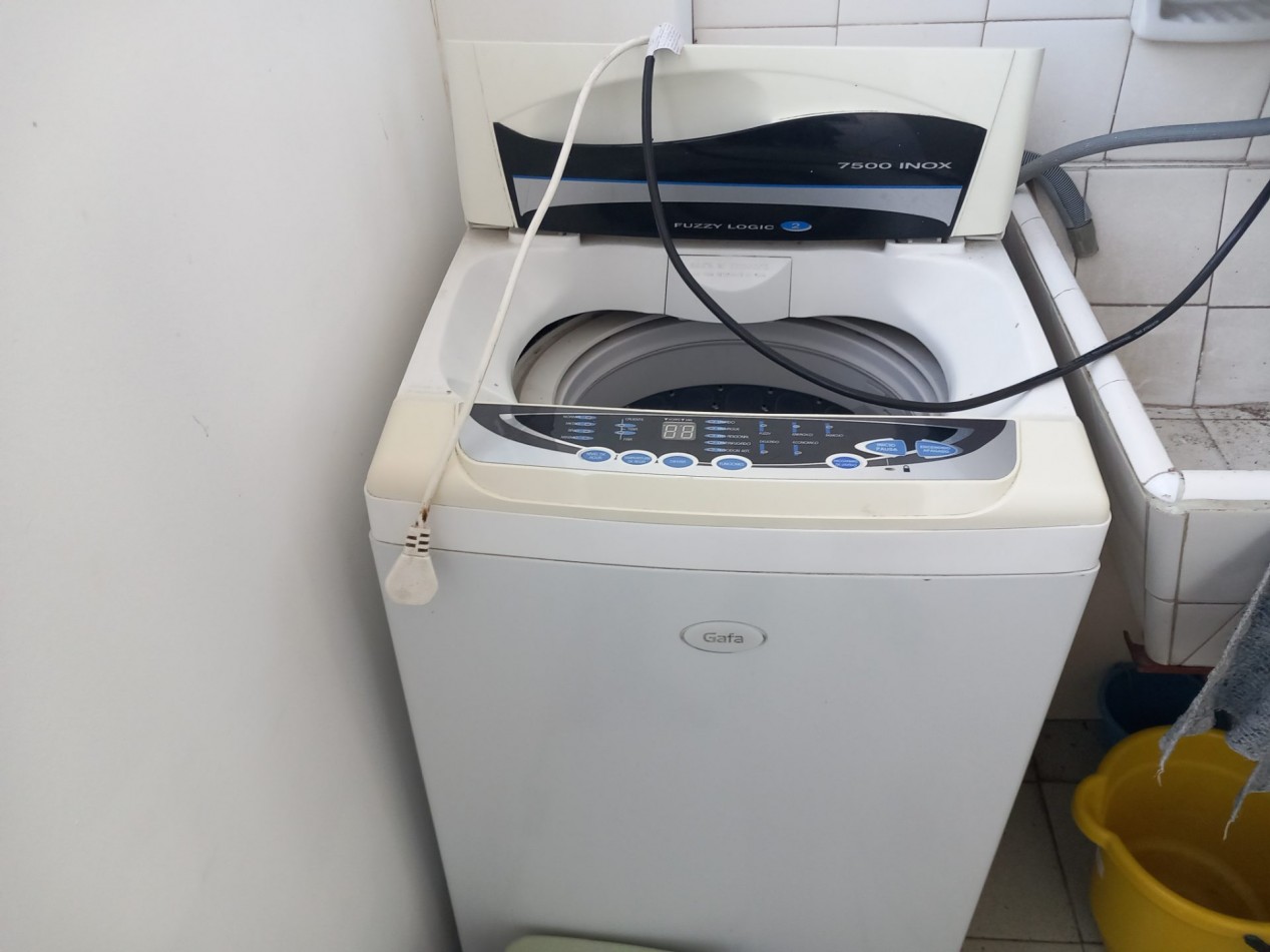 ALQUILER Por 12 Meses-3AMB en 3° Piso por ESCALERA RECICLADO ESTRADA y TEJEDOR 