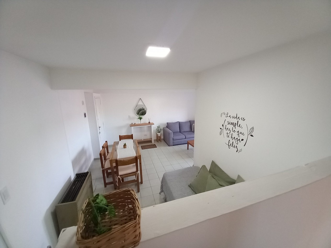 ALQUILER Por 12 Meses-3AMB en 3° Piso por ESCALERA RECICLADO ESTRADA y TEJEDOR 