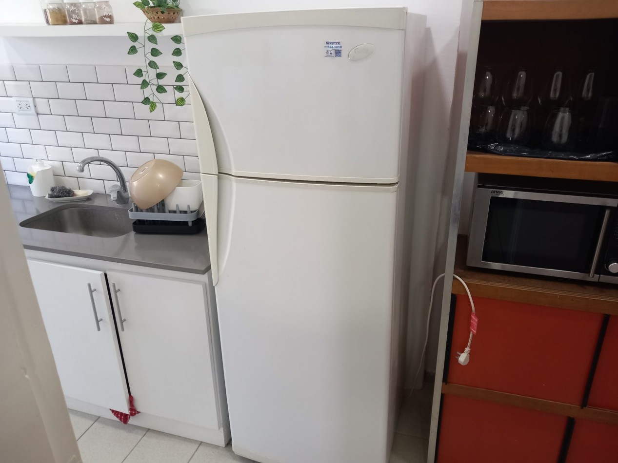 ALQUILER Por 12 Meses-3AMB en 3° Piso por ESCALERA RECICLADO ESTRADA y TEJEDOR 
