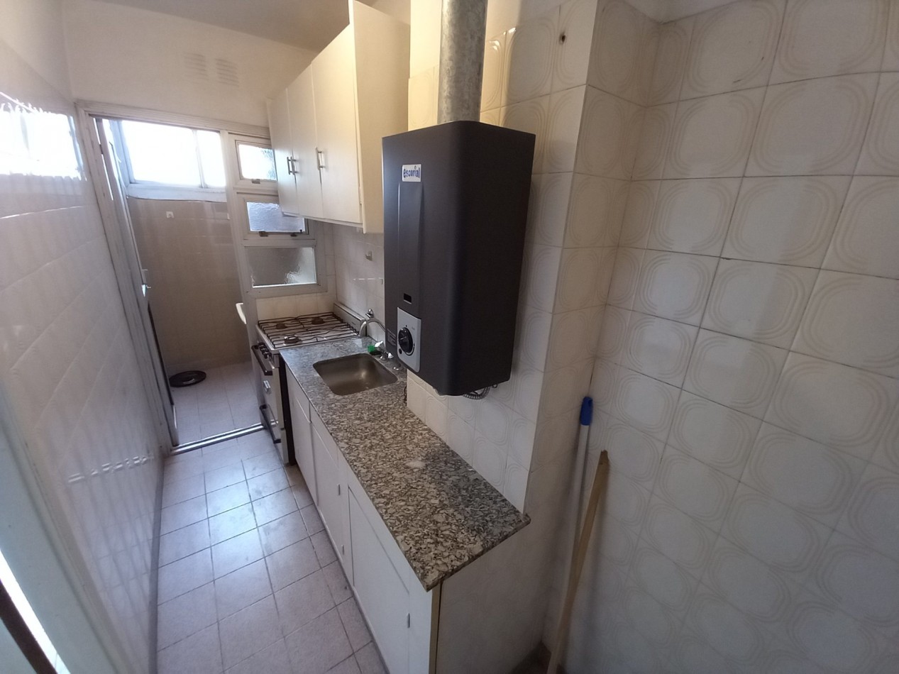 ALQUILER 3AMB ORIGINAL COCHERA 1° PISO por ESCALERA VISTA AL MAR GOLF 