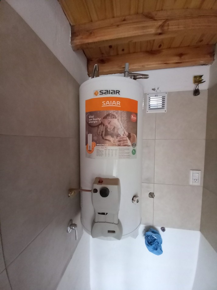 ALQUILER 2AMB DUPLEX en PLANTA ALTA por ESCALERA 