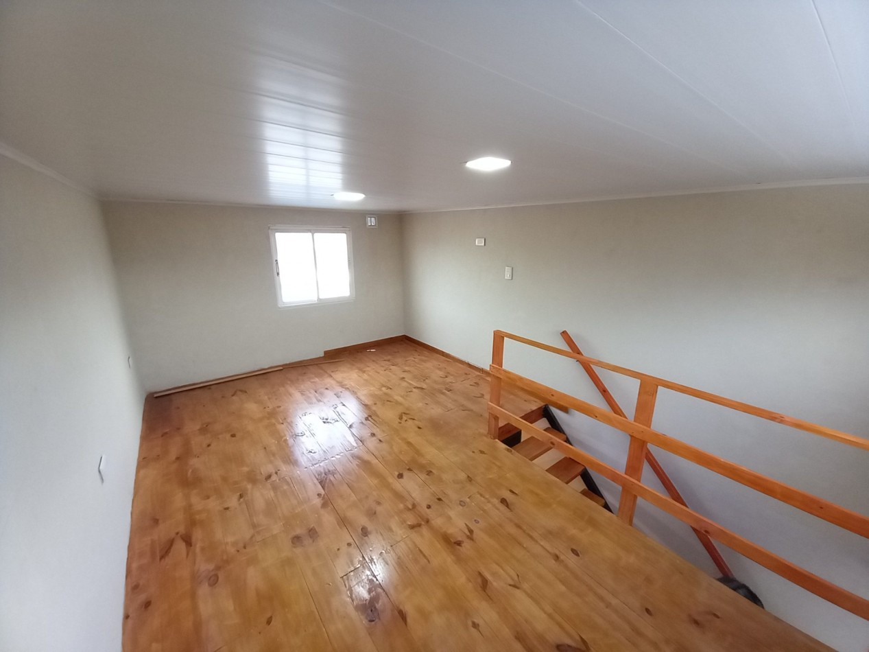 ALQUILER 2AMB DUPLEX en PLANTA ALTA por ESCALERA 