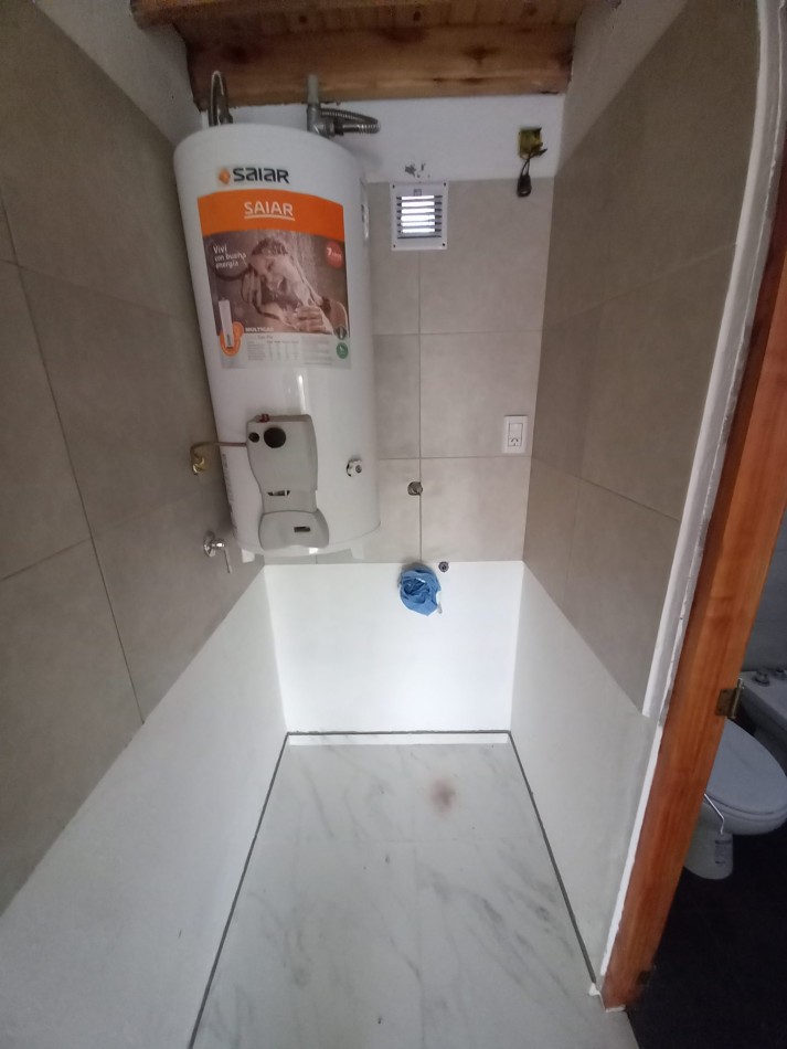 ALQUILER 2AMB DUPLEX en PLANTA ALTA por ESCALERA 