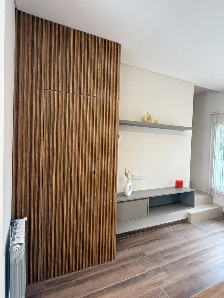 VENTA DUPLEX 4AMB RECICLADO PATIO COCHERA PARQUE LURO 
