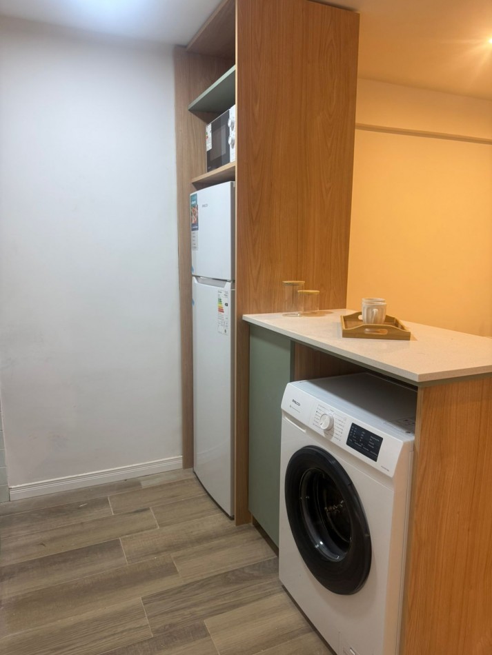 VENTA 1AMB RECICLADO CENTRO ARTEFACTO Y MUEBLES A ESTRENAR 