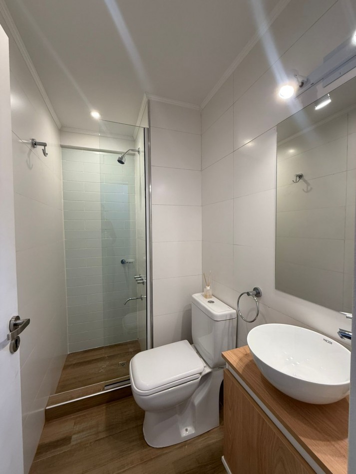 VENTA 1AMB RECICLADO CENTRO ARTEFACTO Y MUEBLES A ESTRENAR 