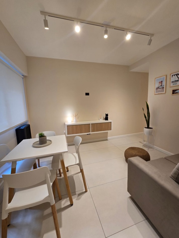 VENTA 2AMB con DEPENDENCIA RECICLADO CENTRO 