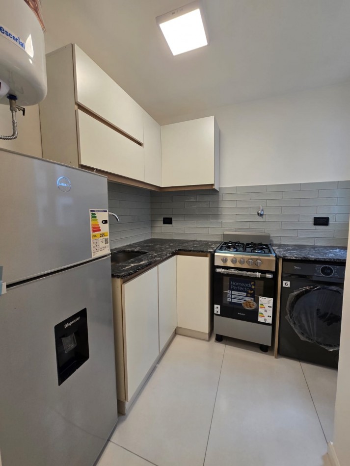 VENTA 2AMB con DEPENDENCIA RECICLADO CENTRO 