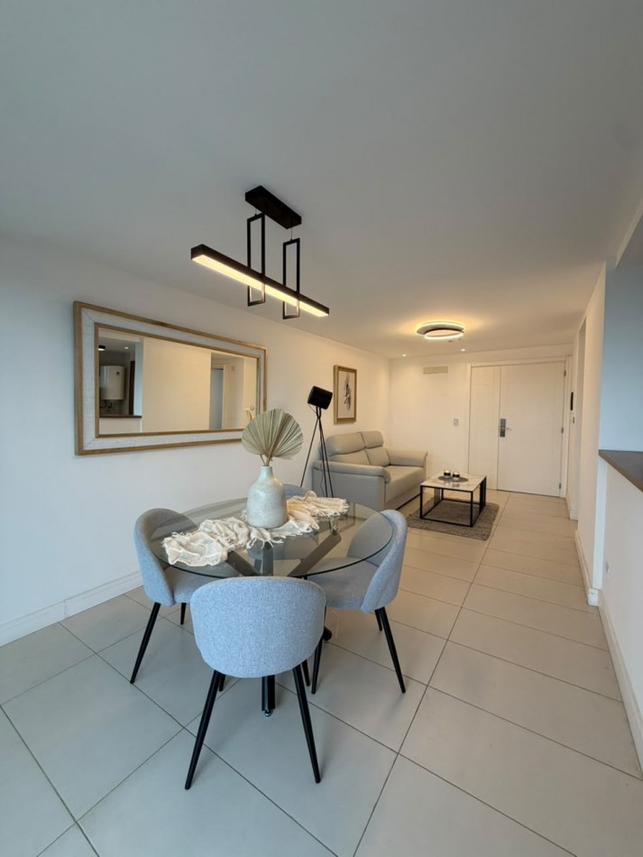 VENTA 2AMB VISTA AL MAR Y PLAZA COLON 